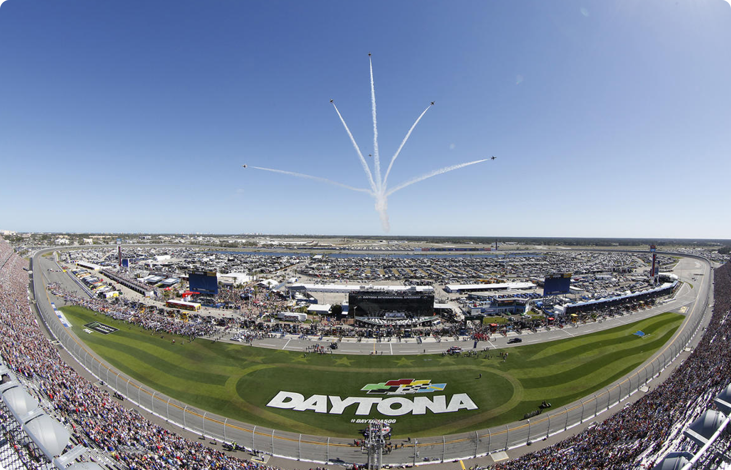 photo of the daytona beach speedway